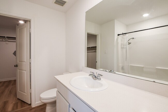 Building Photo - 2728 Cadiz Bay Dr