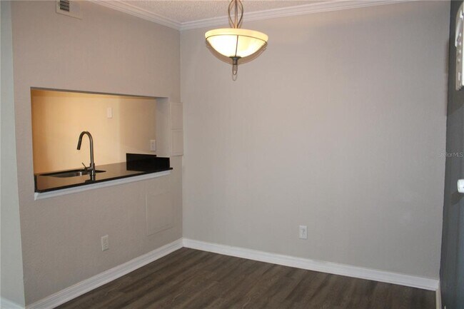 Foto del edificio - 3300 Haviland Ct
