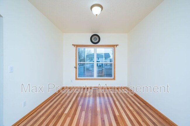 Building Photo - 9825 Catalina Dr