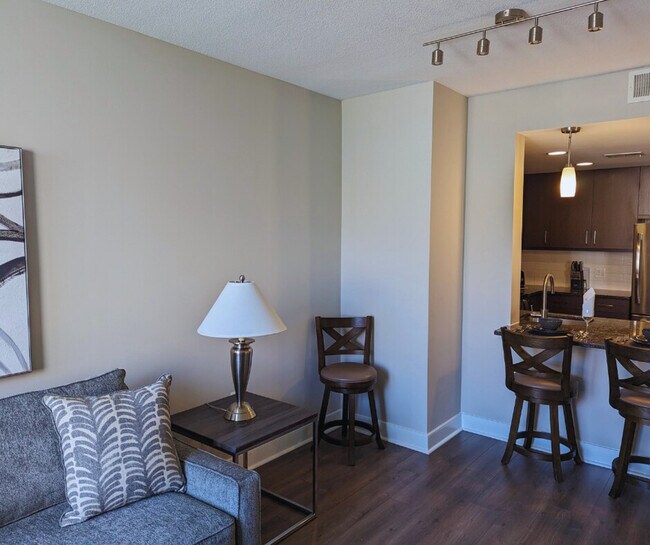 Foto del edificio - 2200 Dock Ln