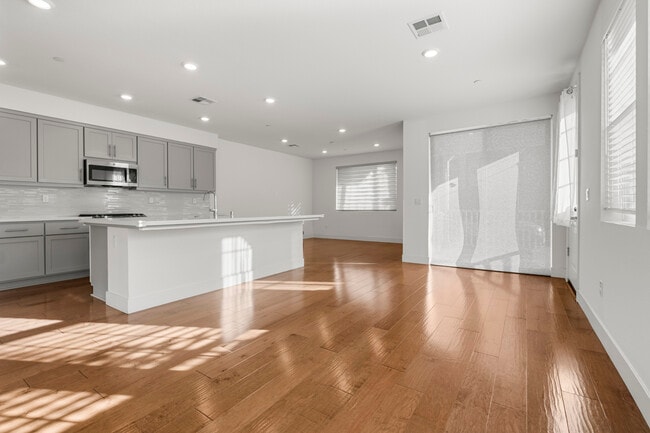 Building Photo - 37633 Salt Grass Rd