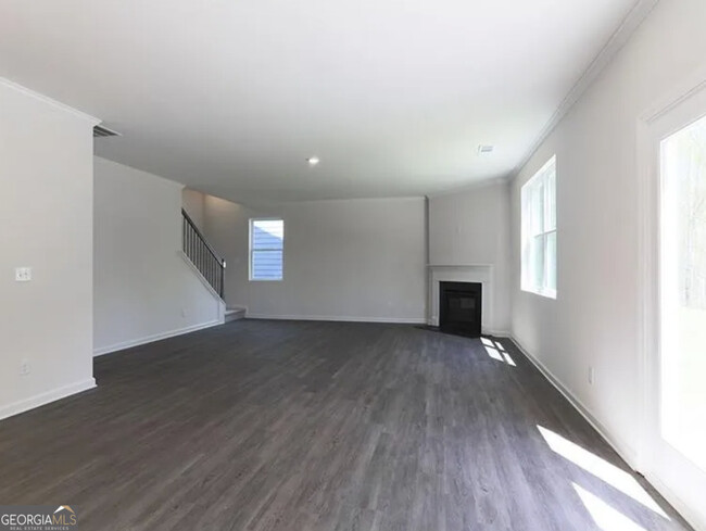 Building Photo - 7670 Demeter Dr