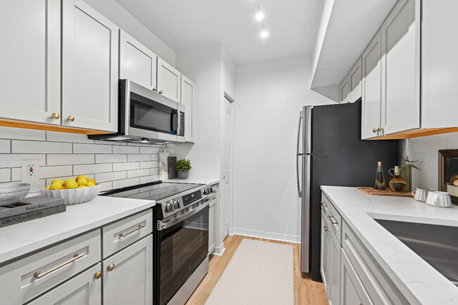 Building Photo - Enders Place at Baldwin Park