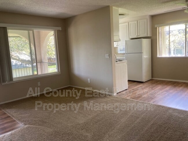 Building Photo - 1674 Cordoba St