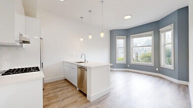 Building Photo - 3097 Washington St