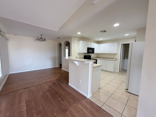 Building Photo - 3925 22nd St W