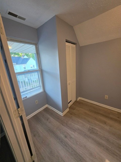 Foto del edificio - 2351 E 86th St