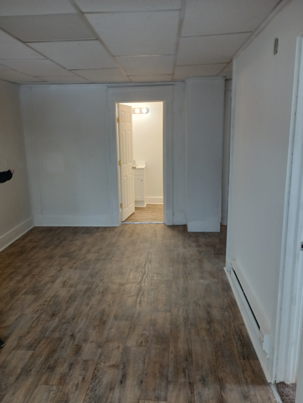 Foto principal - 713 W Adams St