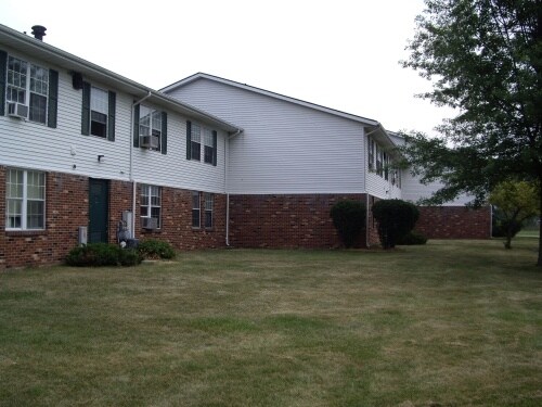 Foto principal - Woodsview Manor Apartments