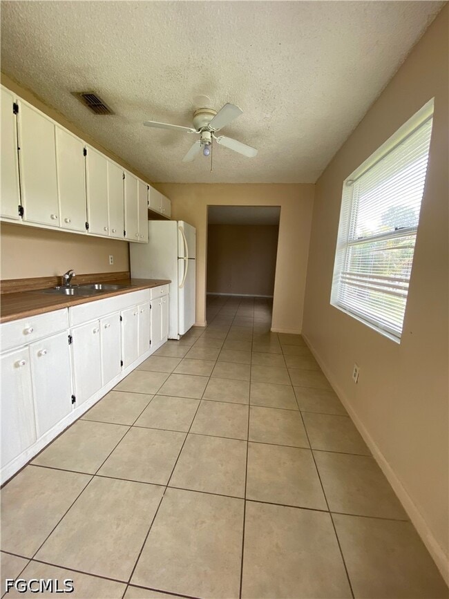Building Photo - 4425 Ruthann Ct