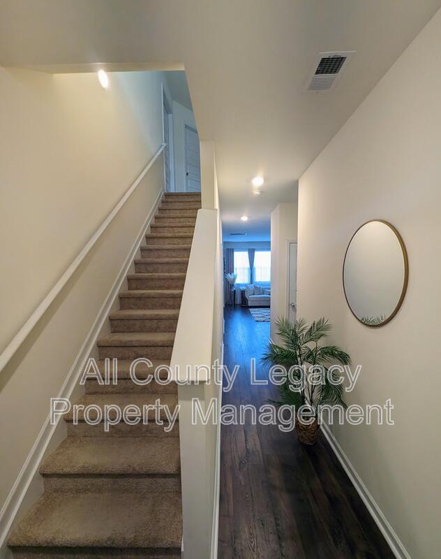 Foto del edificio - 3433 Hawthorn Farm Blvd
