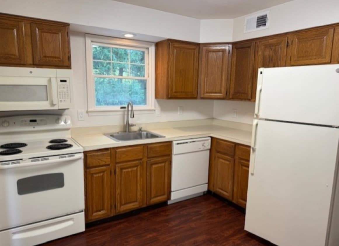 Foto del edificio - 168 Smithfield Ct