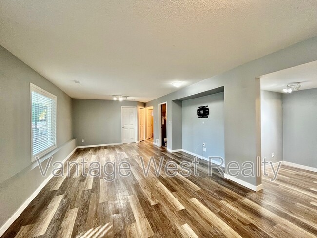 Photo du bâtiment - 1139 Caledonia Way