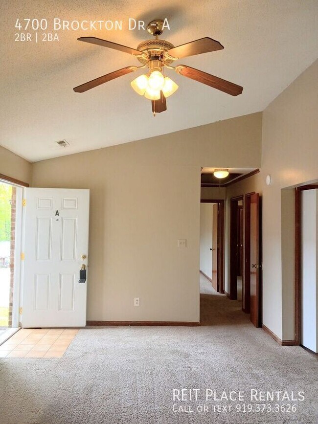 Building Photo - 4700 Brockton Dr