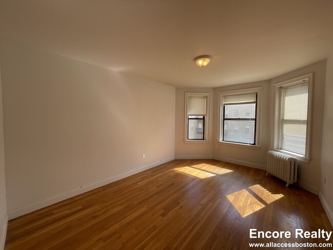 Foto del edificio - 108 Peterborough St