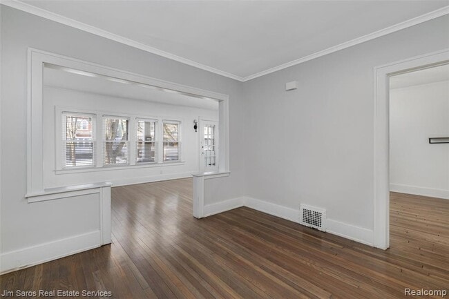 Building Photo - 1322 Wayburn St