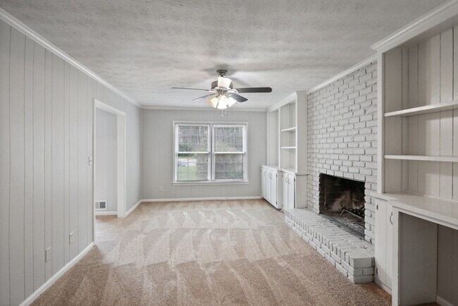 Foto del edificio - 3366 Idle Creek Way