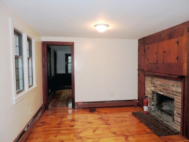Building Photo - 3 Mudge Way