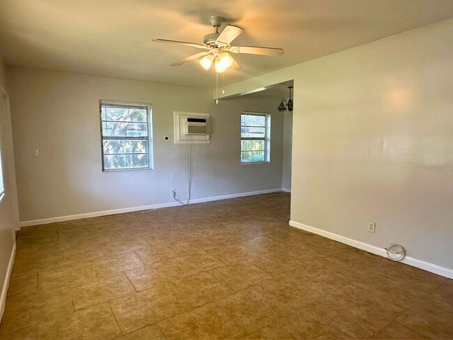 Photo - 1208 NW 6th Ave House