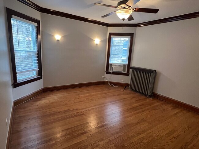 Building Photo - 5034 N Major Ave