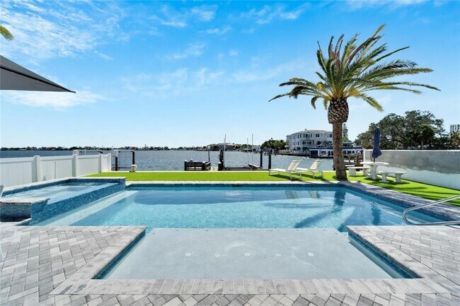 Building Photo - 111 Punta Vista Dr