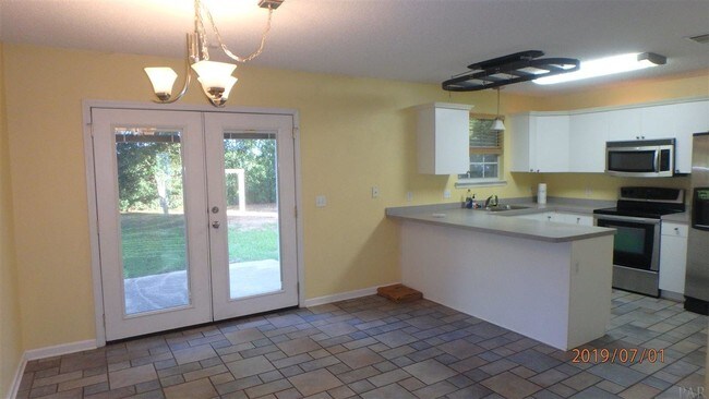 Building Photo - 4339 Chantilly Way