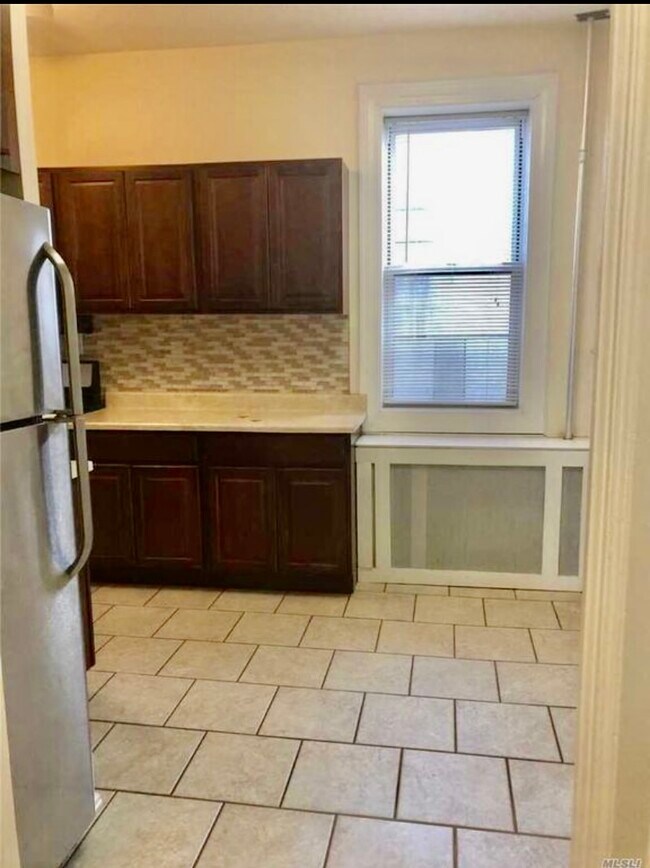 Building Photo - 4505 30th Ave