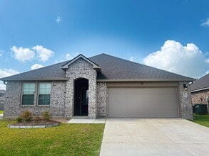 Building Photo - 3830 Barn Owl Dr