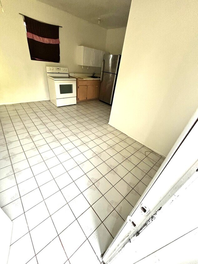 Foto del edificio - 791 NW 142nd St