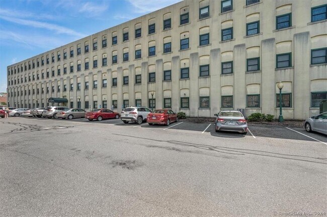 Foto del edificio - 419 Judd Square