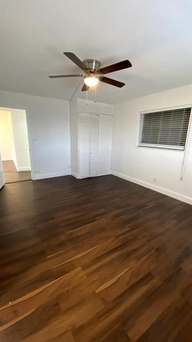 Foto del edificio - 2640 Garden Dr S