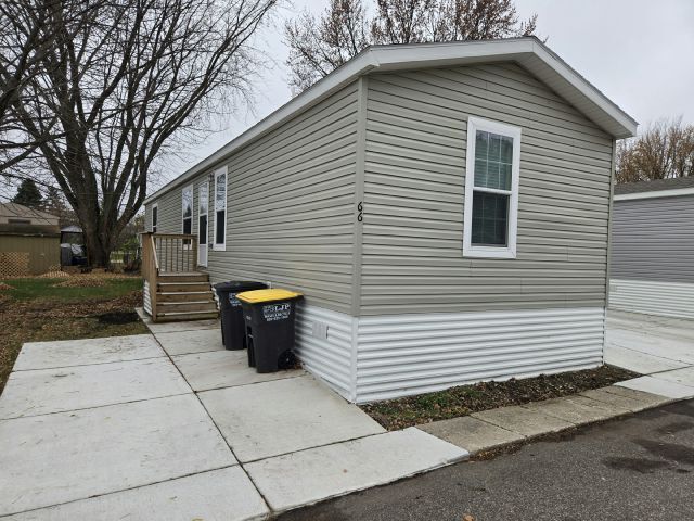 Foto principal - 66 Knoll Ln