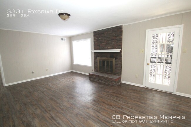 Building Photo - Beautiful Hickory Ridge home!