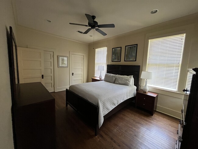 Bedroom - 1906 White St