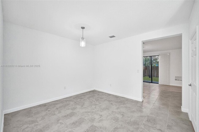 Building Photo - 5013 Vulcan Way