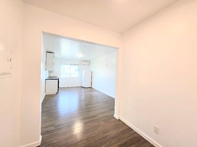 Foto del edificio - 3121 Larga Ave