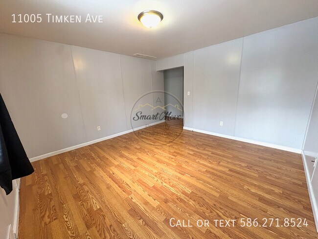 Foto del edificio - 11005 Timken Ave