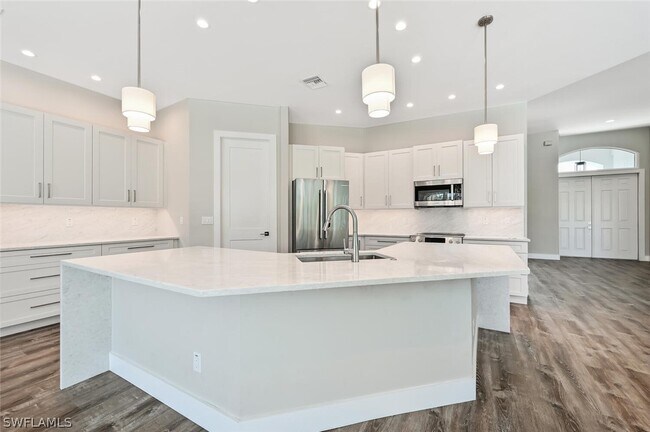 Foto del edificio - 4231 Crayton Rd