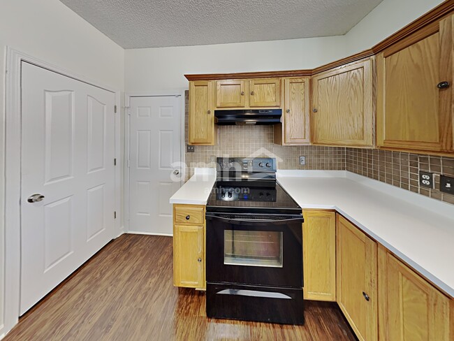 Foto del edificio - 14842 Jerpoint Abby Dr