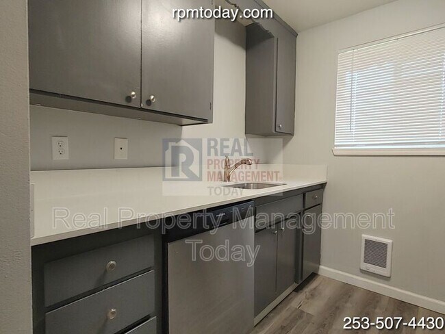 Foto del edificio - 116 173rd St S