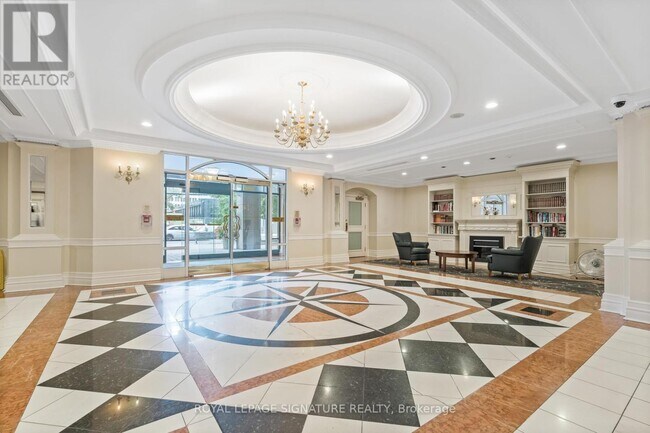 Photo du bâtiment - 887 Bay St.