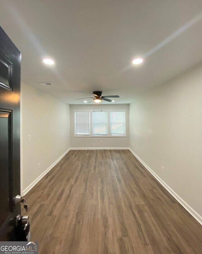 Foto del edificio - 901 Pacific Ave