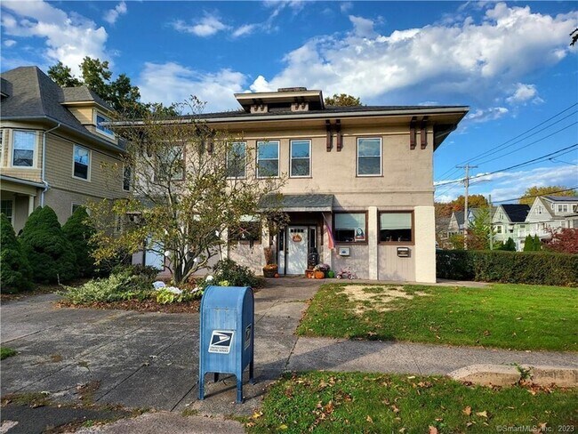 Foto del edificio - 805 Edgewood Ave