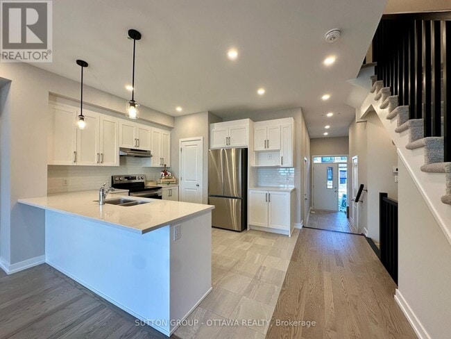 Building Photo - 1047 Acoustic Wy