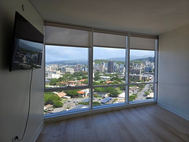 Building Photo - 1288 Kapiolani Blvd