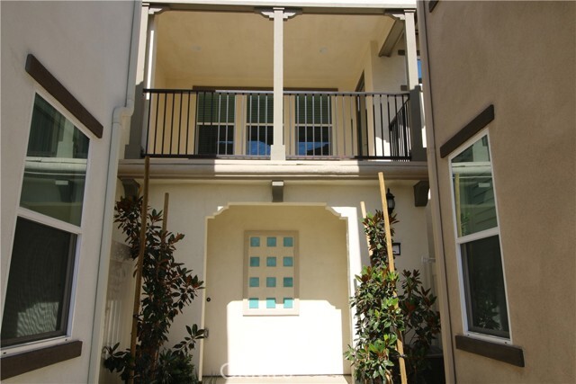 Building Photo - 26149 Park Ave