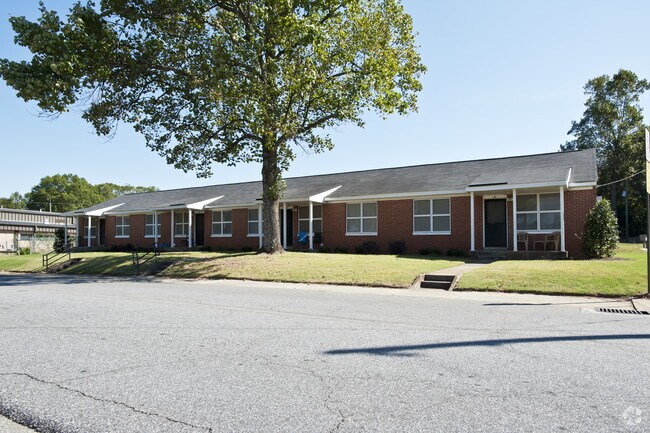 James Monroe Homes Apartments Monroe, GA