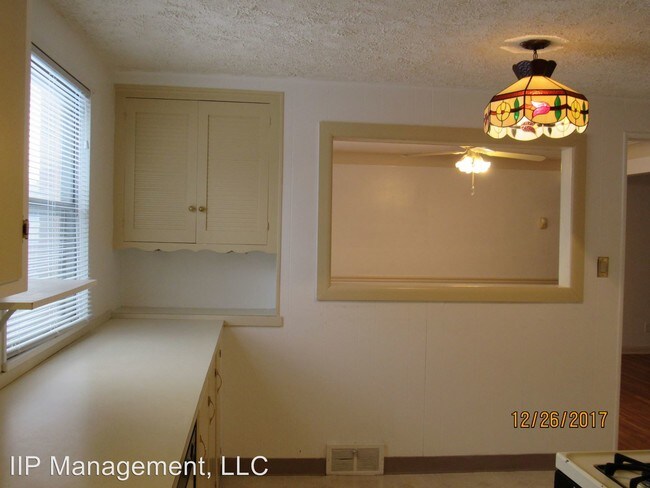 Foto del edificio - 3818 Sherwood Rd