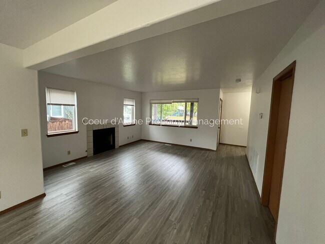 Foto del edificio - 1371 N 9th St