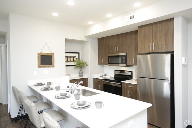 1BR, 1.5BA - Pinehurst-953 SF - Fairway Flats & The Heights at Fairway Flats